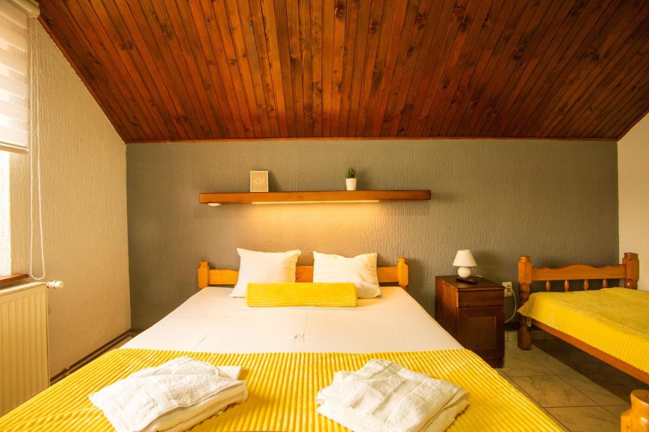 Guest House Vila Alexandar Palić Dış mekan fotoğraf