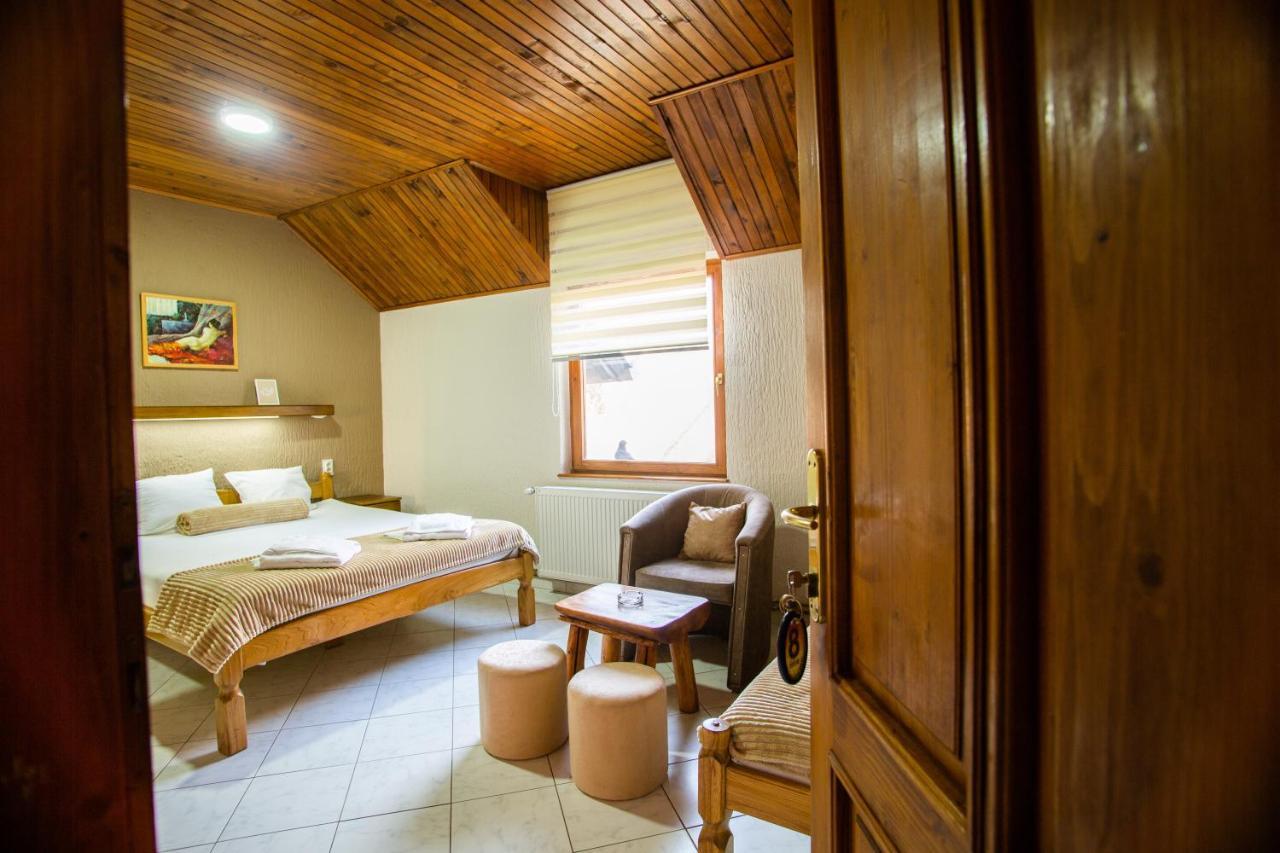 Guest House Vila Alexandar Palić Dış mekan fotoğraf